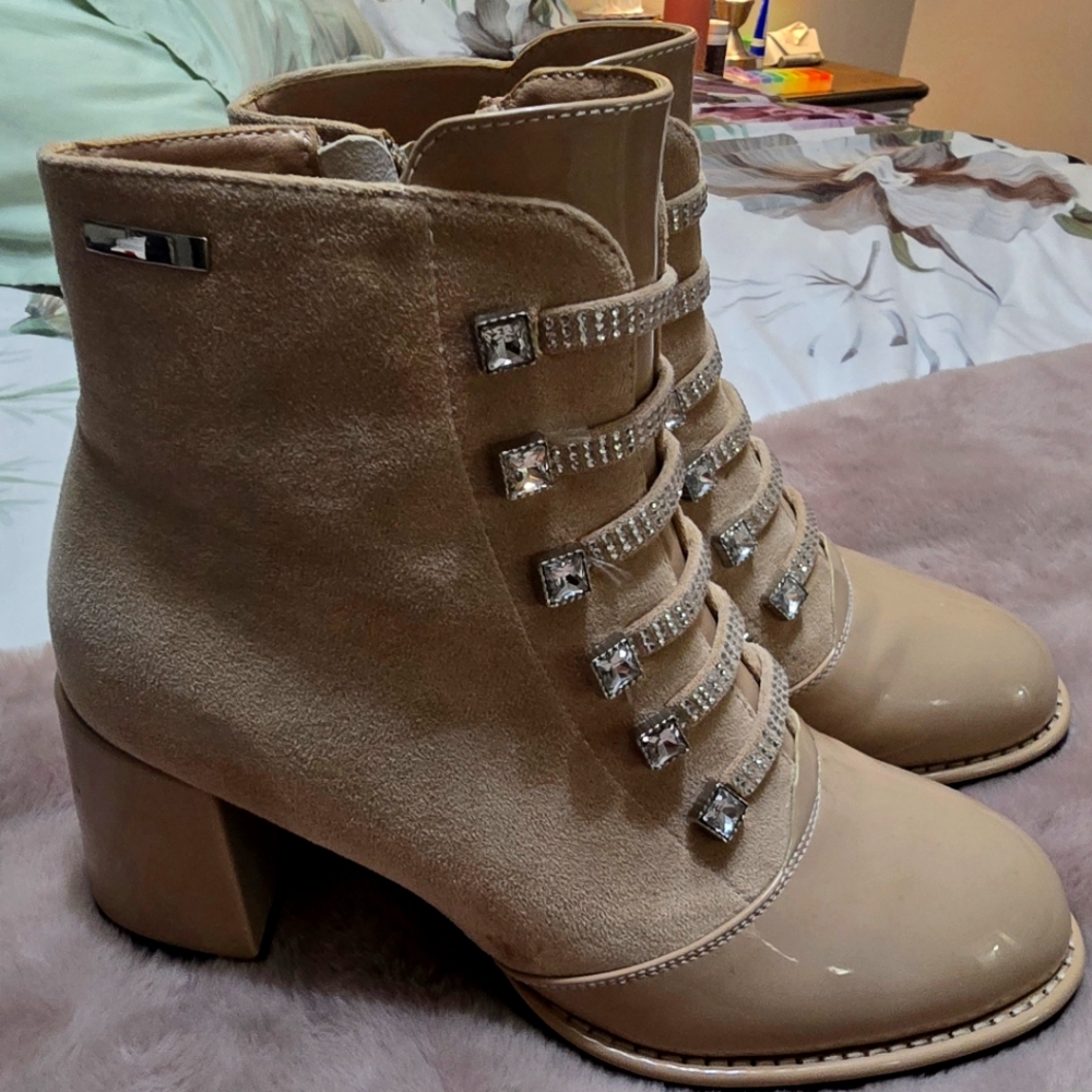 Women's Beige Dressy Booties